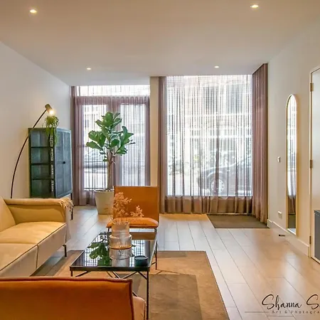 Boutique By Urban