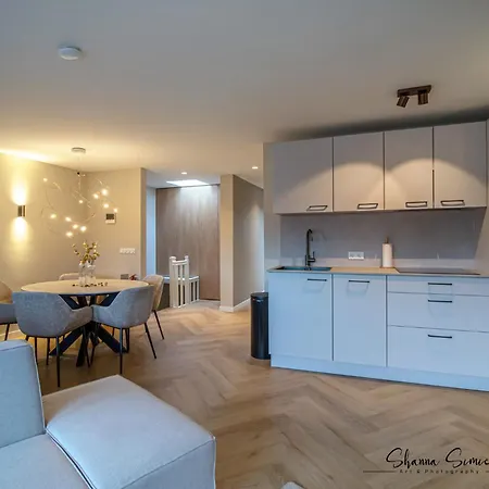 Boutique By Urban