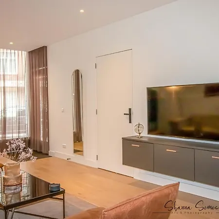 Boutique By Urban 5*