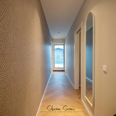 Boutique By Urban 5*