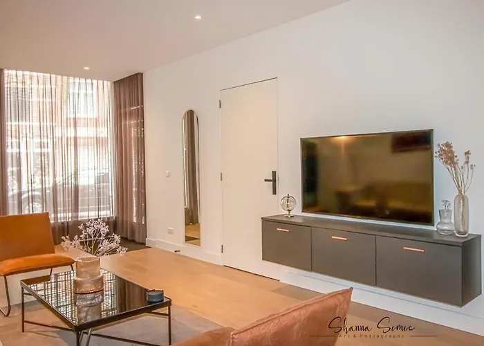 Boutique By Urban 5*