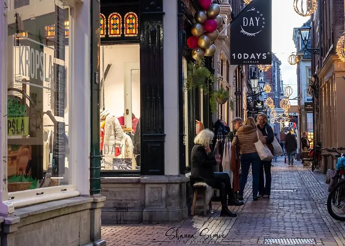 Boutique By Urban 5*